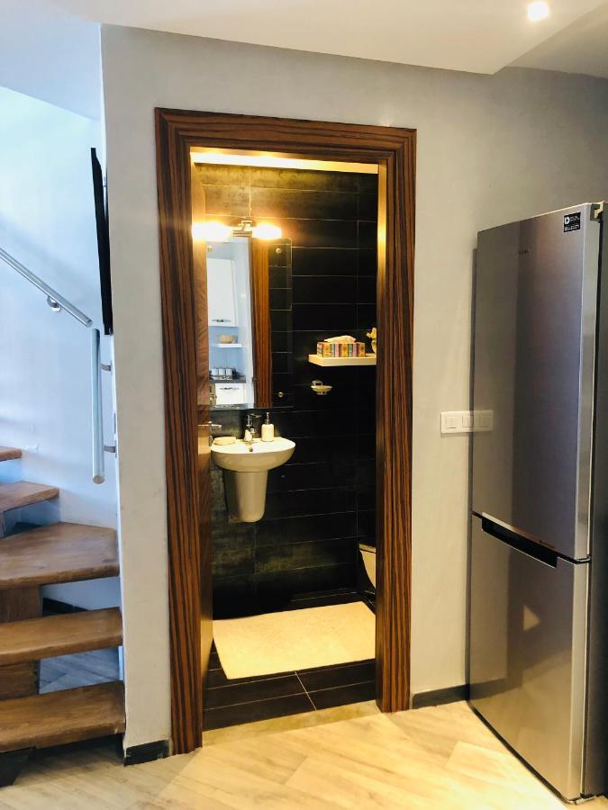 Loft With Jacuzzi,italian Furniture & Wide View On Tunisia Mall