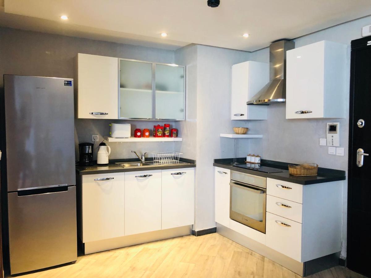 Loft With Jacuzzi,italian Furniture & Wide View On Tunisia Mall Apartment