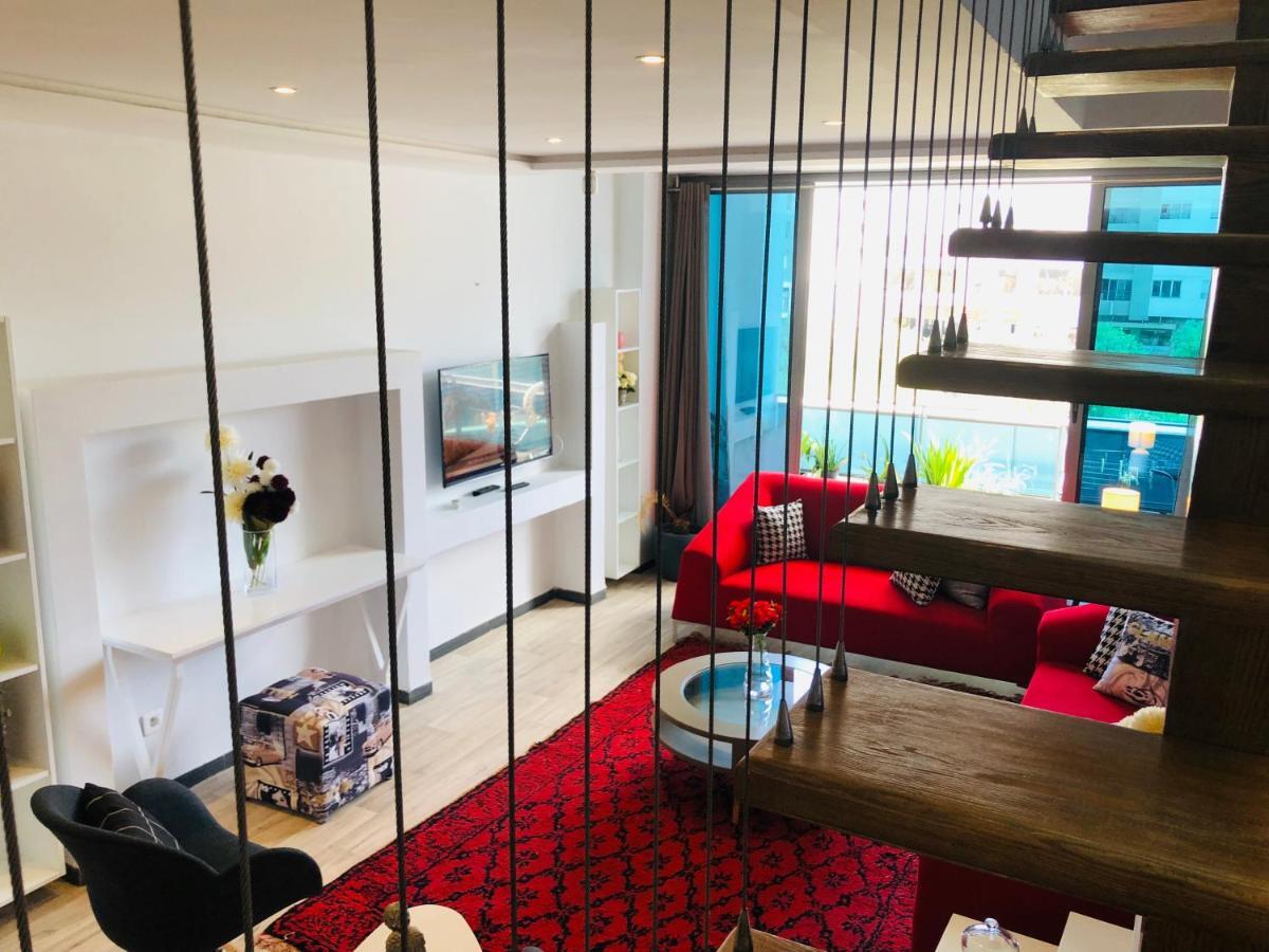 Loft With Jacuzzi,italian Furniture & Wide View On Tunisia Mall Apartment *